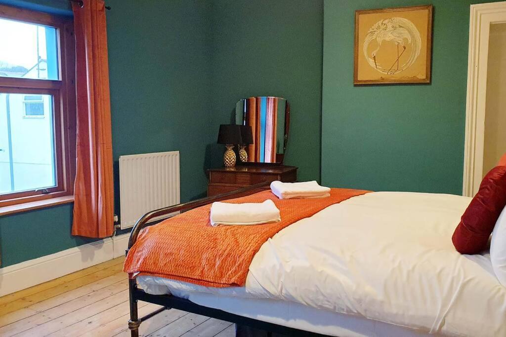 فيلا Gorgeous Victorian House Sleeps 6 In كارديف المظهر الخارجي الصورة